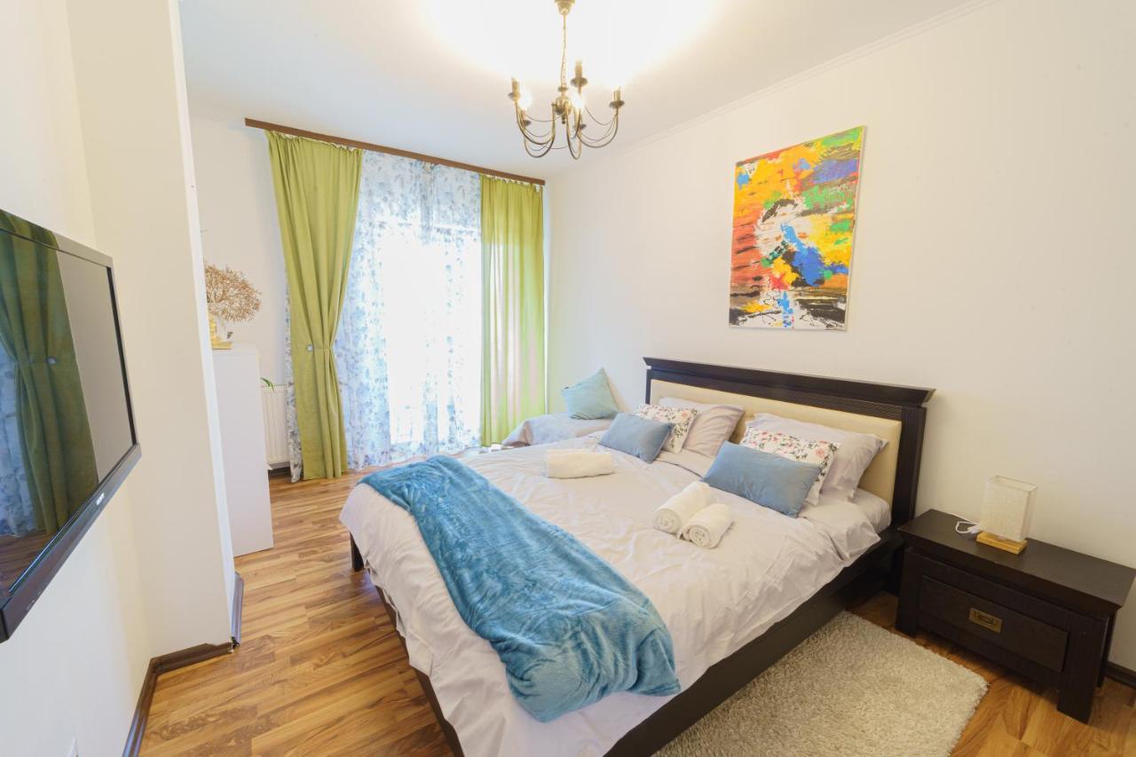 5* Mansion In City Center 클루지나포카 외부 사진